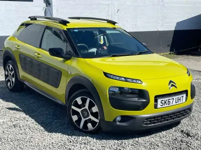 Gebraucht Citroën C4 Flair 2017 Gelb SUV