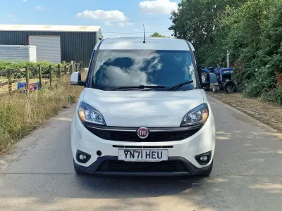 Used Fiat Doblò S 104 HP (76 kW) 2021 White MPV
