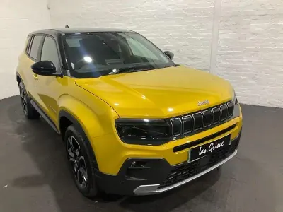 Ny Jeep Avenger EV Summit 114 kW (156 HK) 2026 Vit SUV