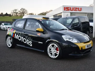 Used Renault Clio 201 HP (147 kW) 2010 Black Hatchback