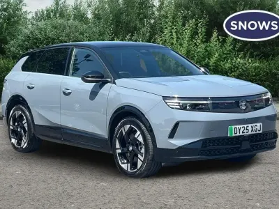 Used Vauxhall Grandland Ultimate 156 kW (213 HP) 2025 Grey SUV
