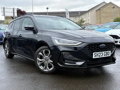 Used Ford Focus ST-Line 125 HP (91 kW) 2023 Black Estate