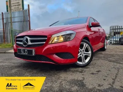 Used Mercedes A180 Sport Edition 109 HP (80 kW) 2015 Red Hatchback
