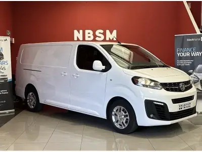 Second-hand Vauxhall Vivaro Sportive 100 CP (73 kW) 2021 Alb Monovolum