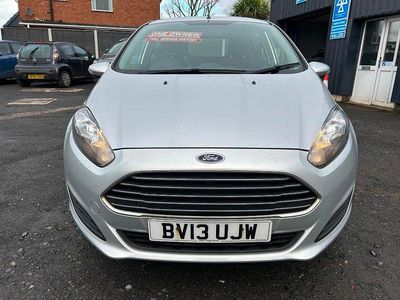 Used Ford Fiesta Style 2013 Silver Hatchback