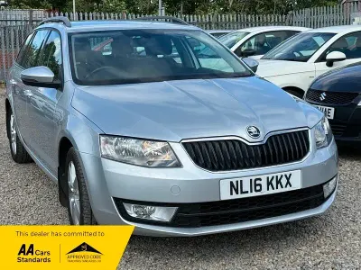 Used Skoda Octavia SE 110 HP (80 kW) 2016 Silver Estate