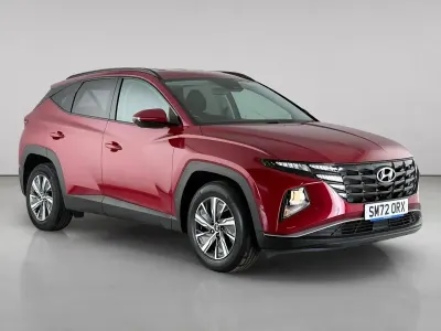 Used Hyundai Tucson SE 150 HP (110 kW) 2022 Red SUV