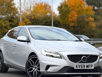 Used Volvo V40 R-Design 150 HP (110 kW) 2019 Silver Hatchback