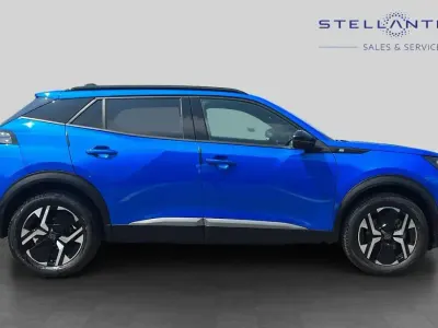 Used Peugeot e-2008 Allure 98 kW (134 HP) 2025 Blue SUV