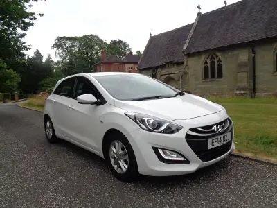 Used Hyundai i30 Active 108 HP (79 kW) 2014 White Hatchback