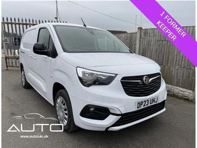 Used Vauxhall Combo 100 HP (73 kW) 2023 White MPV