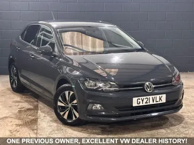 Begagnad VW Polo Match 95 HK (69 kW) 2021 Grå Halvkombi