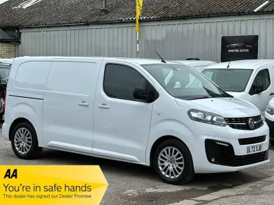 Used Vauxhall Vivaro S 120 HP (88 kW) 2023 White MPV