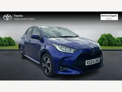 Used Toyota Yaris Design 116 HP (85 kW) 2024 Blue Hatchback