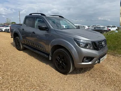 Używany Nissan Navara N-Guard 190 KM (139 kW) 2020 Szary Pickup