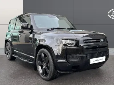 Used Land Rover Defender SE Dynamic 249 HP (183 kW) 2025 Santorini black SUV