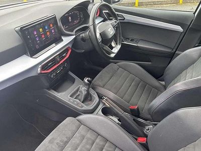 Used Seat Ibiza FR Sport 94 HP (69 kW) 2022 White Hatchback