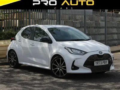 Used Toyota Yaris Hybrid Sport 2023 White Hatchback