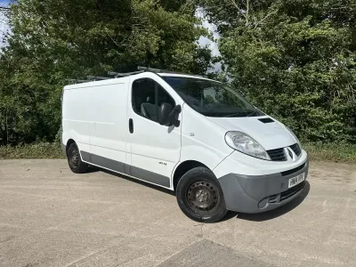 Used Renault Trafic 115 HP (84 kW) 2014 White MPV
