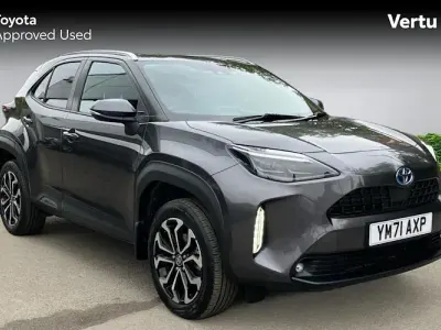 Used Toyota Yaris Cross Design 116 HP (85 kW) 2022 Grey SUV
