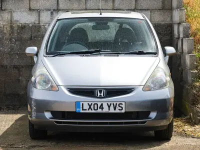 Used Honda Jazz SE 83 HP (61 kW) 2004 Silver Hatchback