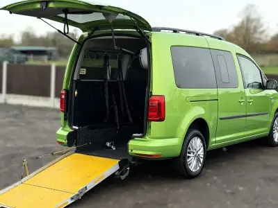 Used VW Caddy Maxi Life Life 114 HP (83 kW) 2020 MPV