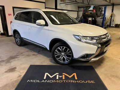Usado Mitsubishi Outlander 147 HP (108 kW) 2017 Branco SUV