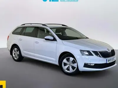 Used Skoda Octavia SE Technology 116 HP (85 kW) 2019 White Estate