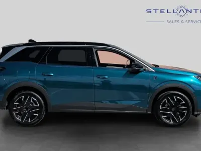 Used Peugeot 5008 GT 134 HP (98 kW) 2025 Blue SUV