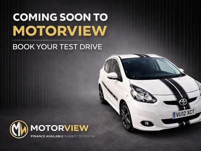 Used Toyota Aygo 68 HP (50 kW) 2012 White Hatchback