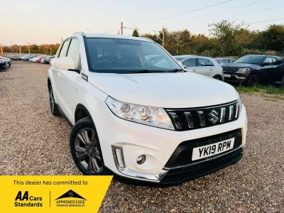 Used Suzuki Vitara SZ-T 112 HP (82 kW) 2019 White SUV