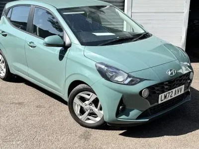 Used Hyundai i10 SE 84 HP (61 kW) 2022 Green Hatchback