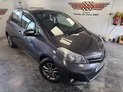 Used Toyota Yaris Plus 99 HP (72 kW) 2014 Grey Hatchback