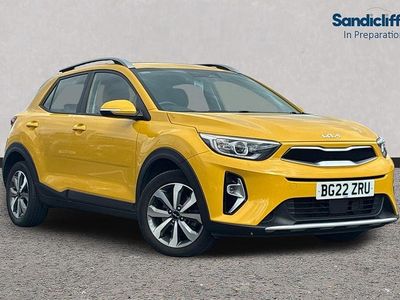 Used Kia Stonic 100 HP (73 kW) 2022 Yellow SUV