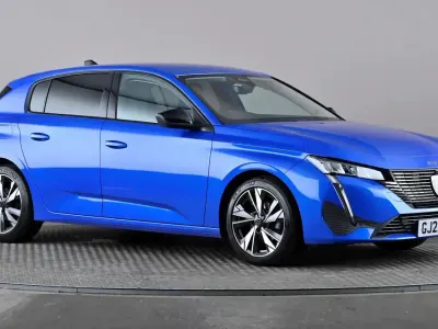 Usado Peugeot 308 Allure 131 HP (96 kW) 2022 Azul Citadino