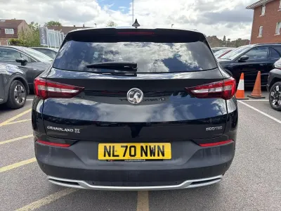 Used Vauxhall Grandland X SRi 128 HP (94 kW) 2020 Black SUV