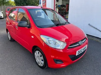 Used Hyundai i10 Classic 86 HP (63 kW) 2012 Red Hatchback