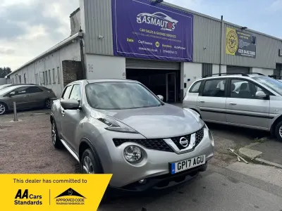 Begagnad Nissan Juke Tekna 117 HK (86 kW) 2017 Silver SUV