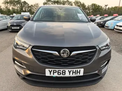 Used Vauxhall Grandland X S 130 HP (95 kW) 2018 Grey SUV