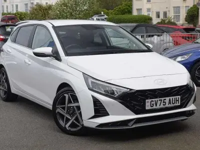 Used Hyundai i20 90 HP (66 kW) 2026 White Hatchback