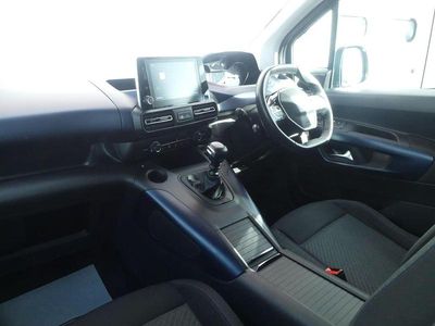 Used Peugeot Rifter Allure 127 HP (93 kW) 2019 Grey MPV