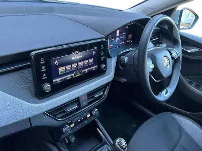 Used Skoda Kamiq SE 116 HP (85 kW) 2024 Brilliant silver SUV