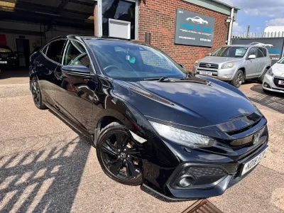 Used Honda Civic EX 120 HP (88 kW) 2018 Black Hatchback