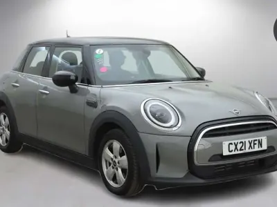 Begagnad Mini Cooper Classic 2021 Grå Halvkombi