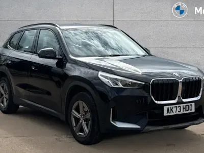 Begagnad BMW X1 Sport Line 170 HK (125 kW) 2023 Svart SUV