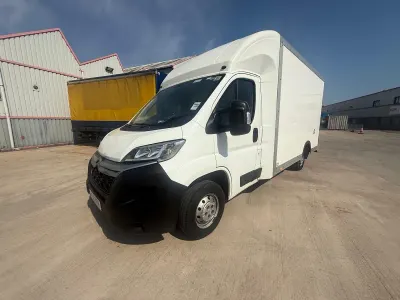 Used Citroën Relay 140 HP (102 kW) 2021 White Van