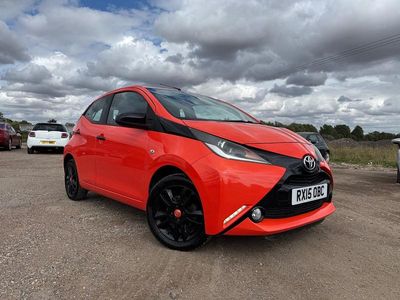 Used Toyota Aygo X-cite 69 HP (50 kW) 2015 Orange Hatchback