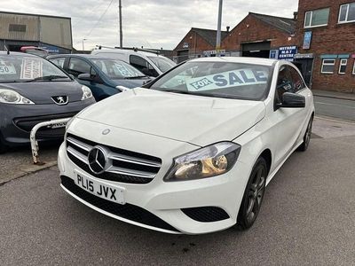 Used Mercedes A180 Sport Edition 107 HP (78 kW) 2015 White Hatchback