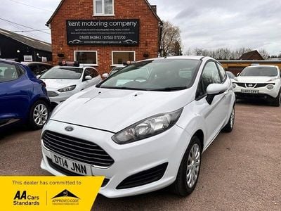 Used Ford Fiesta Style 82 HP (60 kW) 2014 White Hatchback