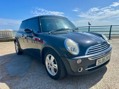 Używany Mini ONE Hatch 2006 Czarny Hatchback